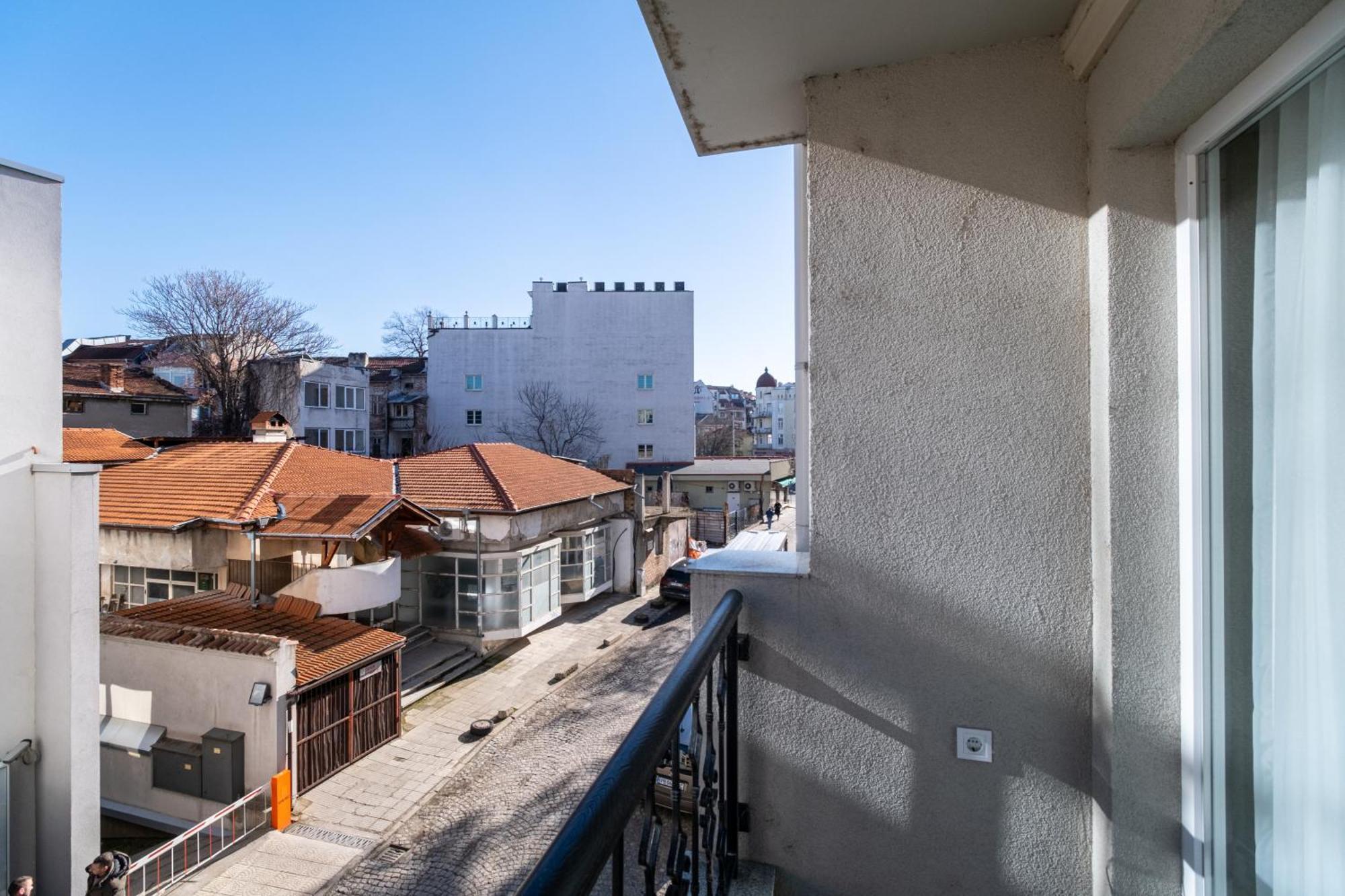 Modern & Elegant City Center Apartments Пловдив Екстериор снимка