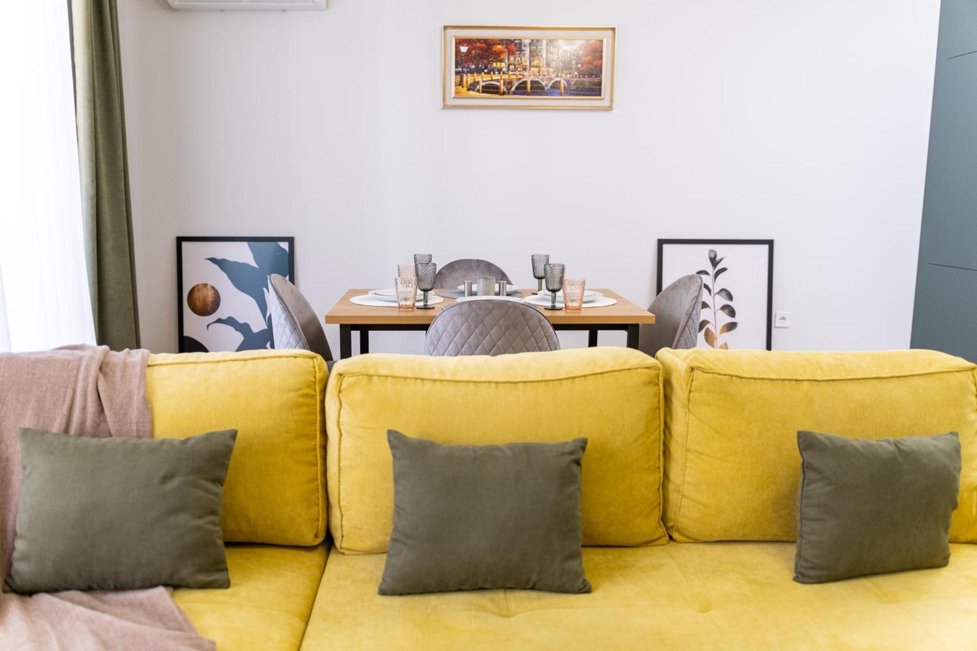 Modern & Elegant City Center Apartments Пловдив Екстериор снимка