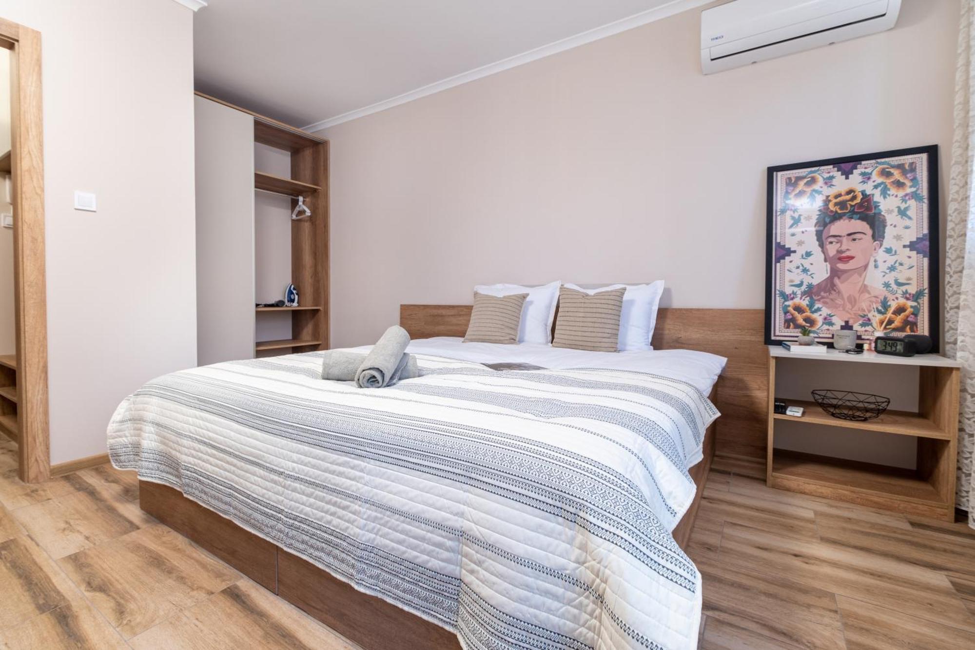 Modern & Elegant City Center Apartments Пловдив Екстериор снимка